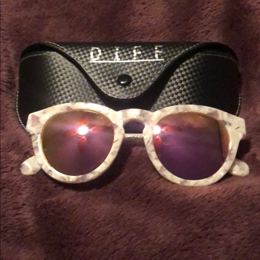 DIFF round sunglasses